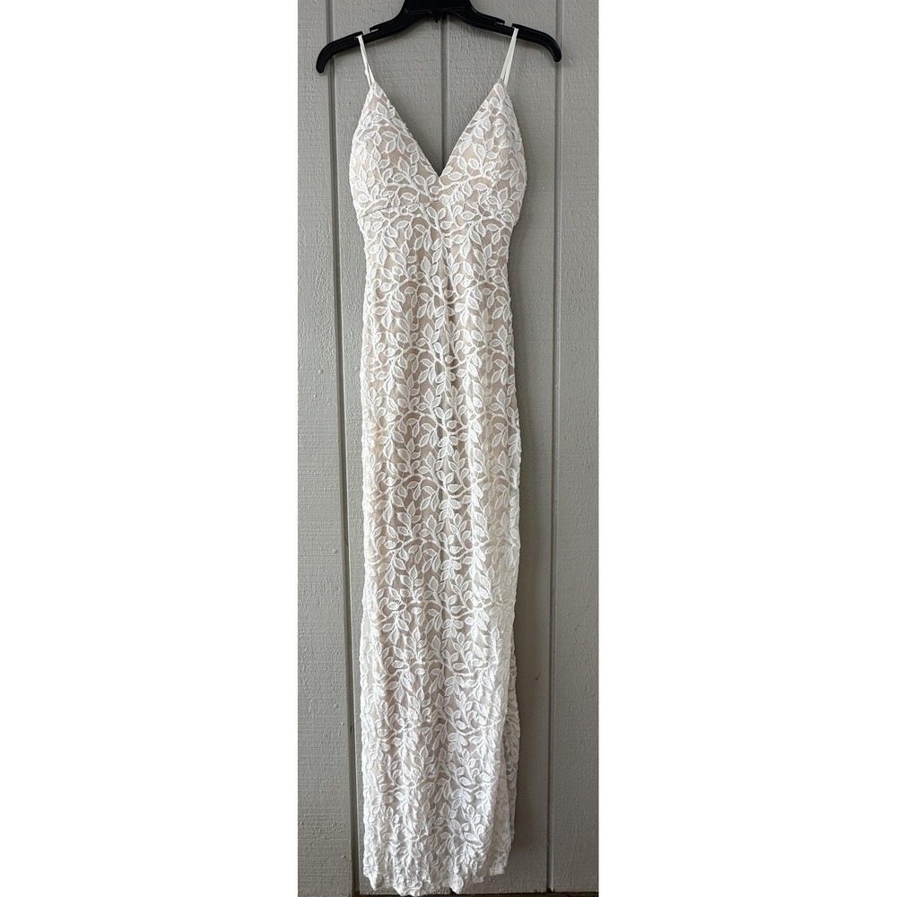 Emerald Sundae Cream Lace Maxi Dress with V-Neck